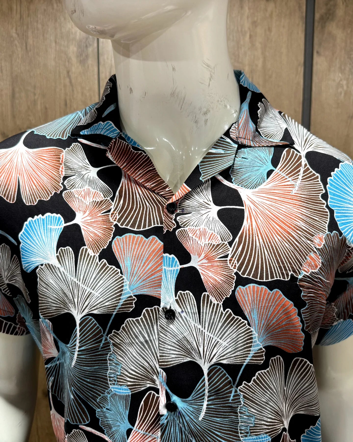 Men's Tropical Printed Shirts.