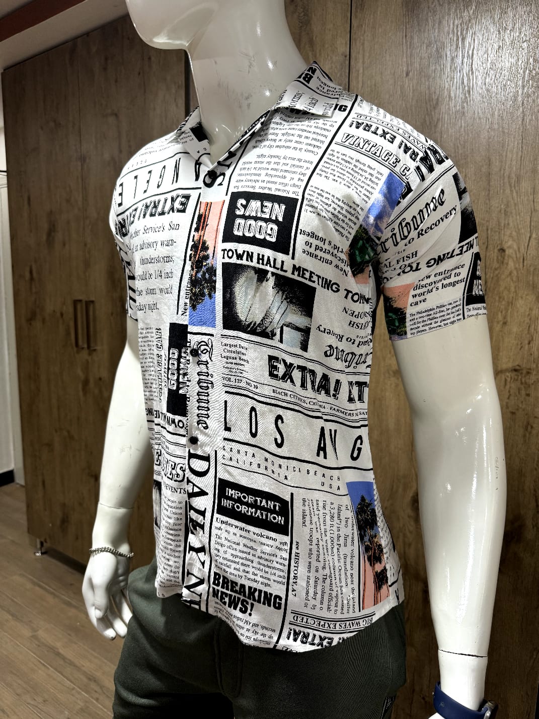 Men's Tropical Printed Shirts.