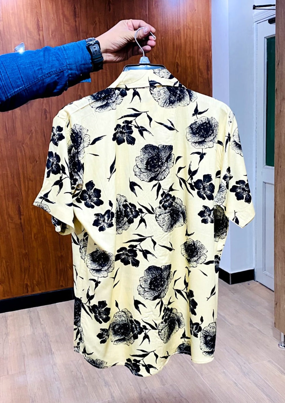 Men's Tropical Printed Shirts.