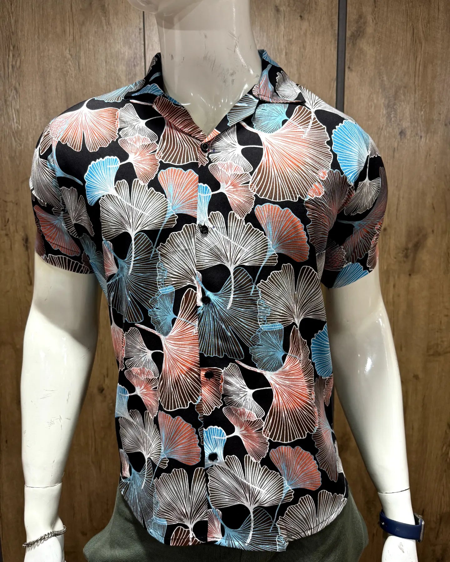Men's Tropical Printed Shirts.