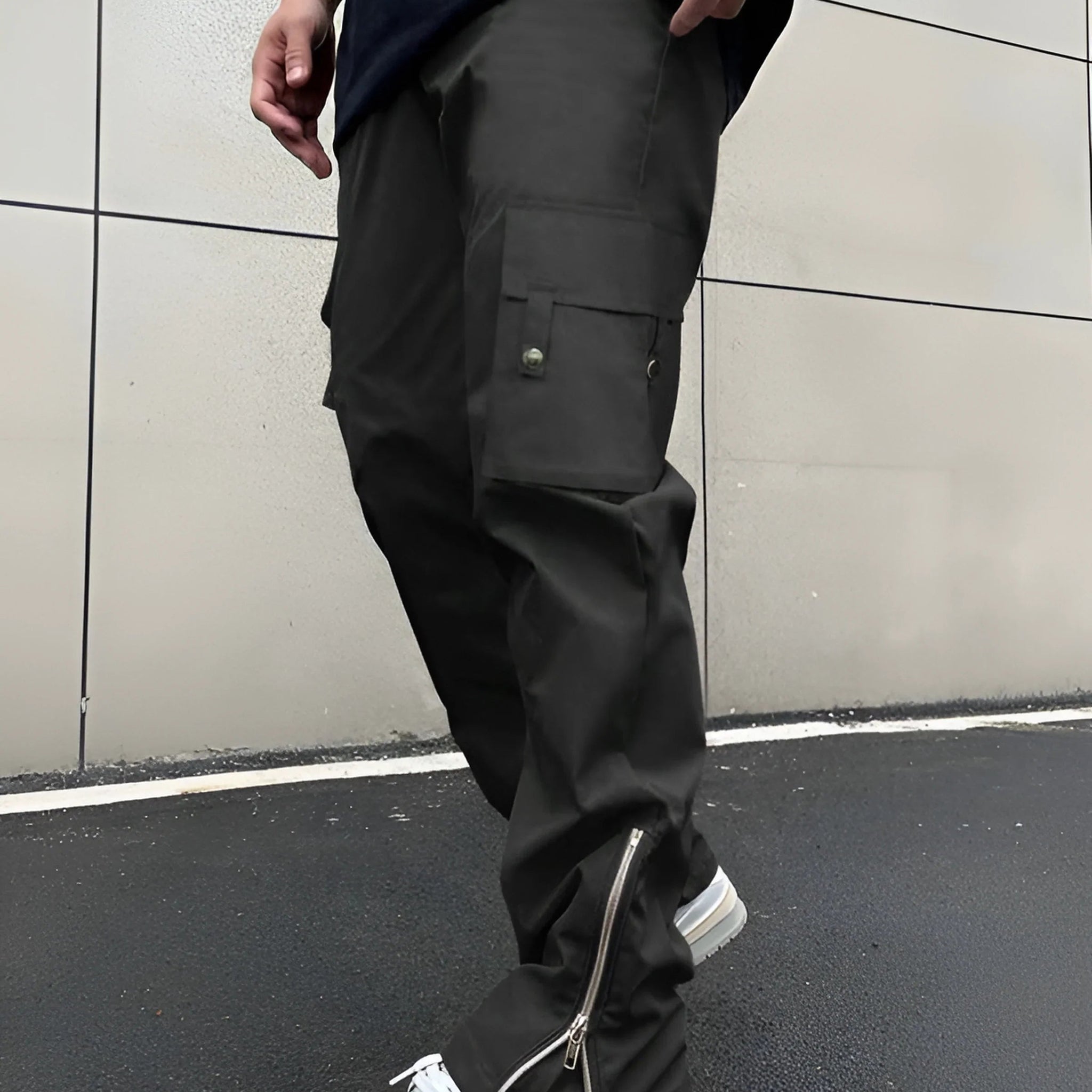 Men New Flap Button Pocket Cargo Pant / Trouser