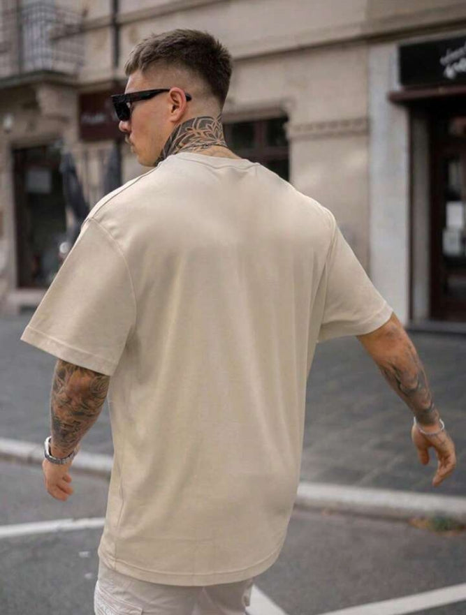 Men's One Letter Printed Round Neck Drop Shoulder.